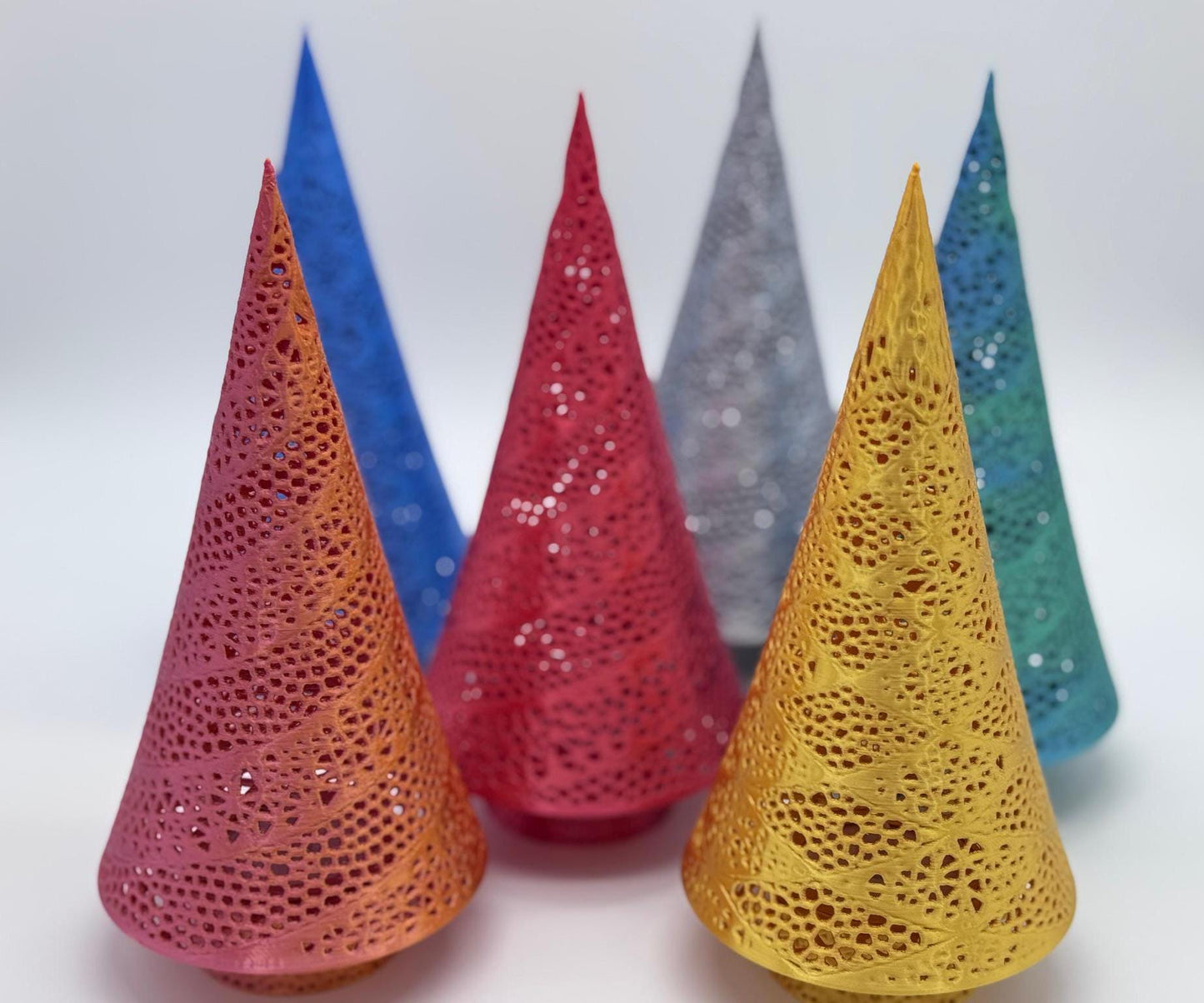 Shiny Christmas Tree Figurine with Tea Light - 3D Printed